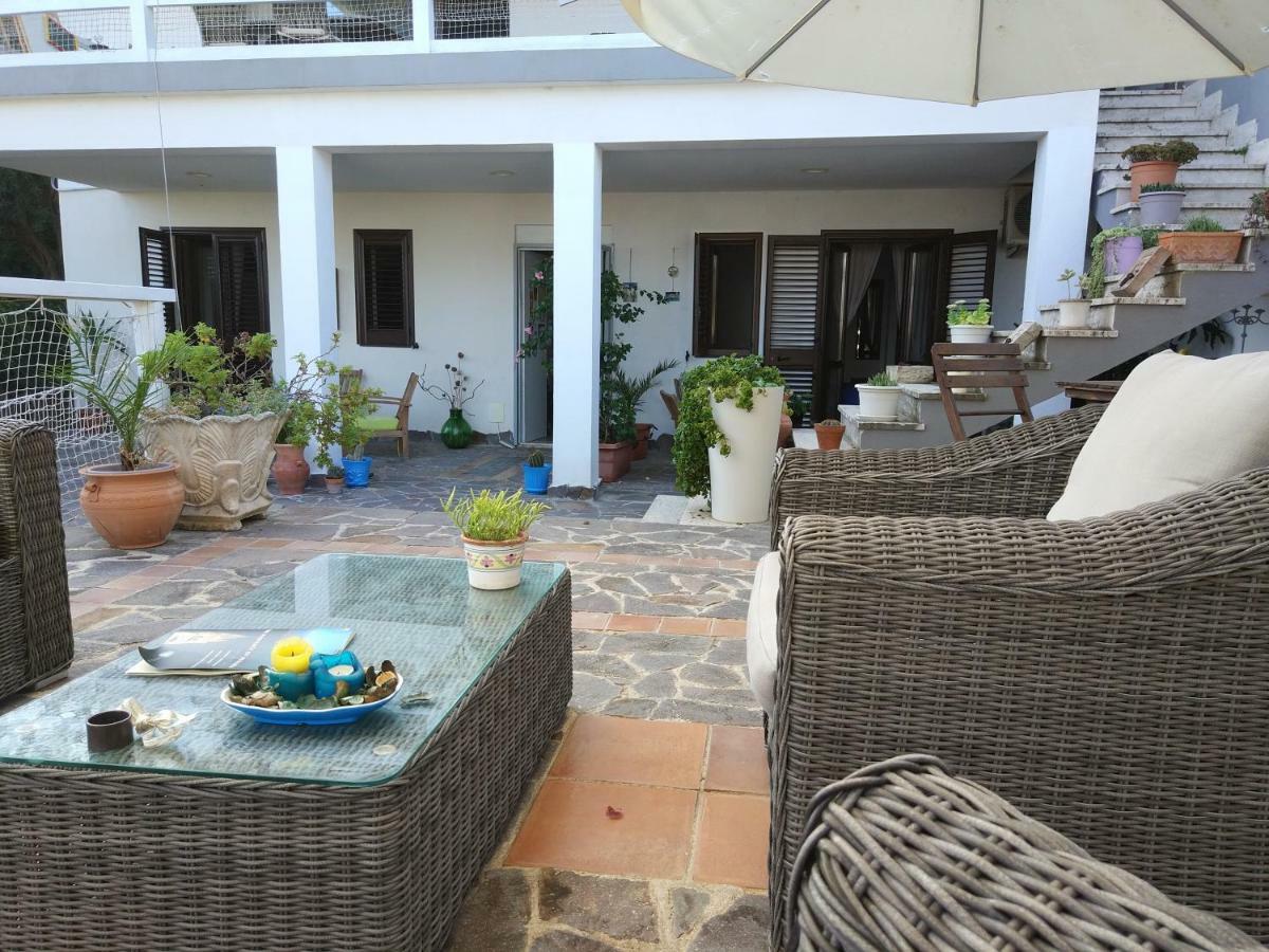 La Casa A Mare B&B Messina Exterior photo